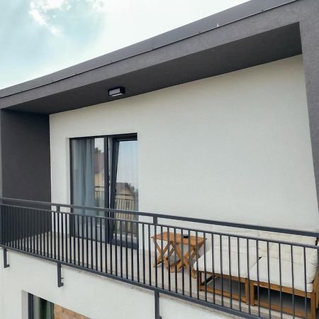 קלוז'-נאפוקה Zen Garden Apartments מראה חיצוני תמונה