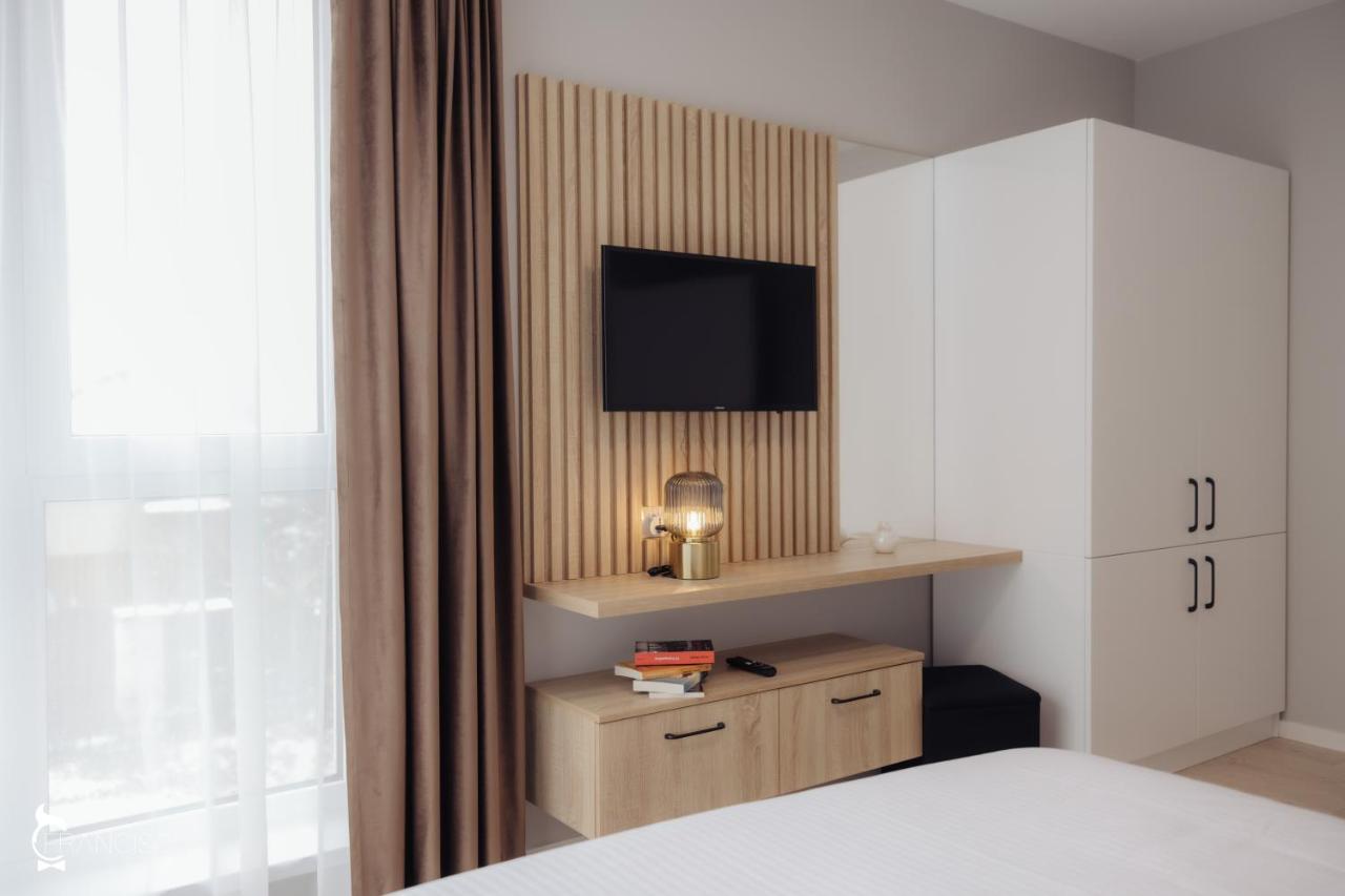 קלוז'-נאפוקה Zen Garden Apartments מראה חיצוני תמונה