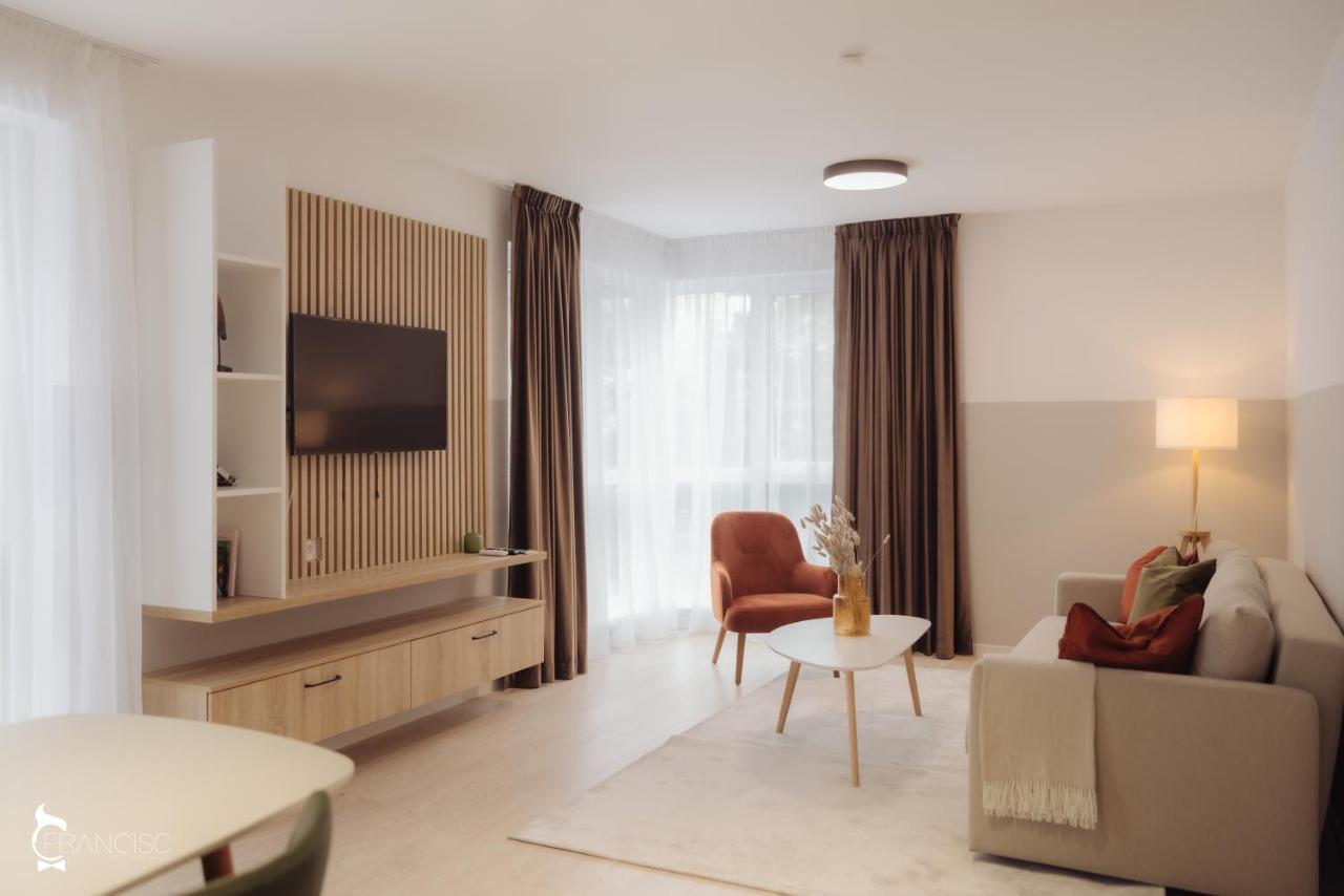 קלוז'-נאפוקה Zen Garden Apartments מראה חיצוני תמונה