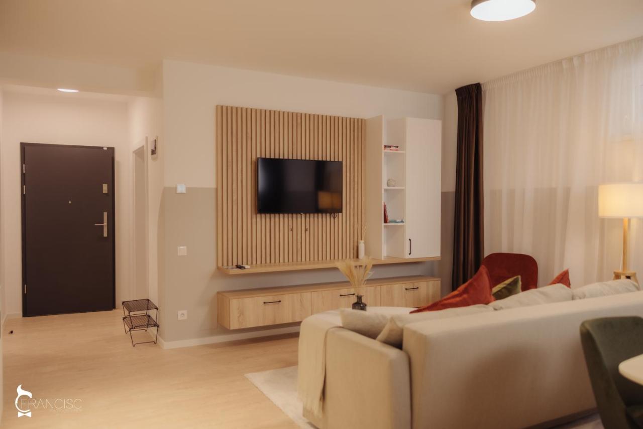 קלוז'-נאפוקה Zen Garden Apartments מראה חיצוני תמונה