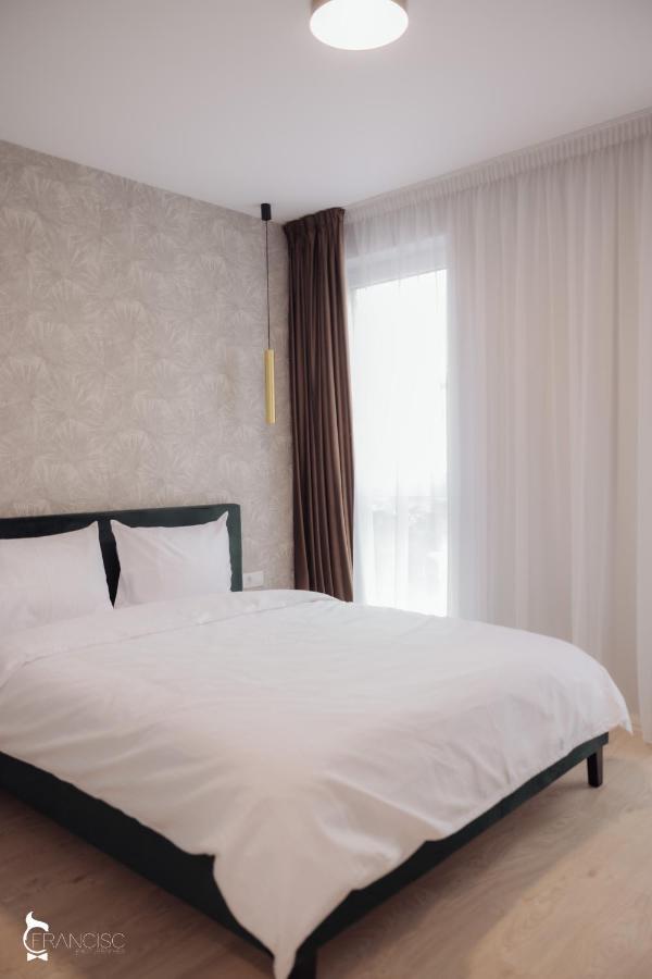 קלוז'-נאפוקה Zen Garden Apartments מראה חיצוני תמונה