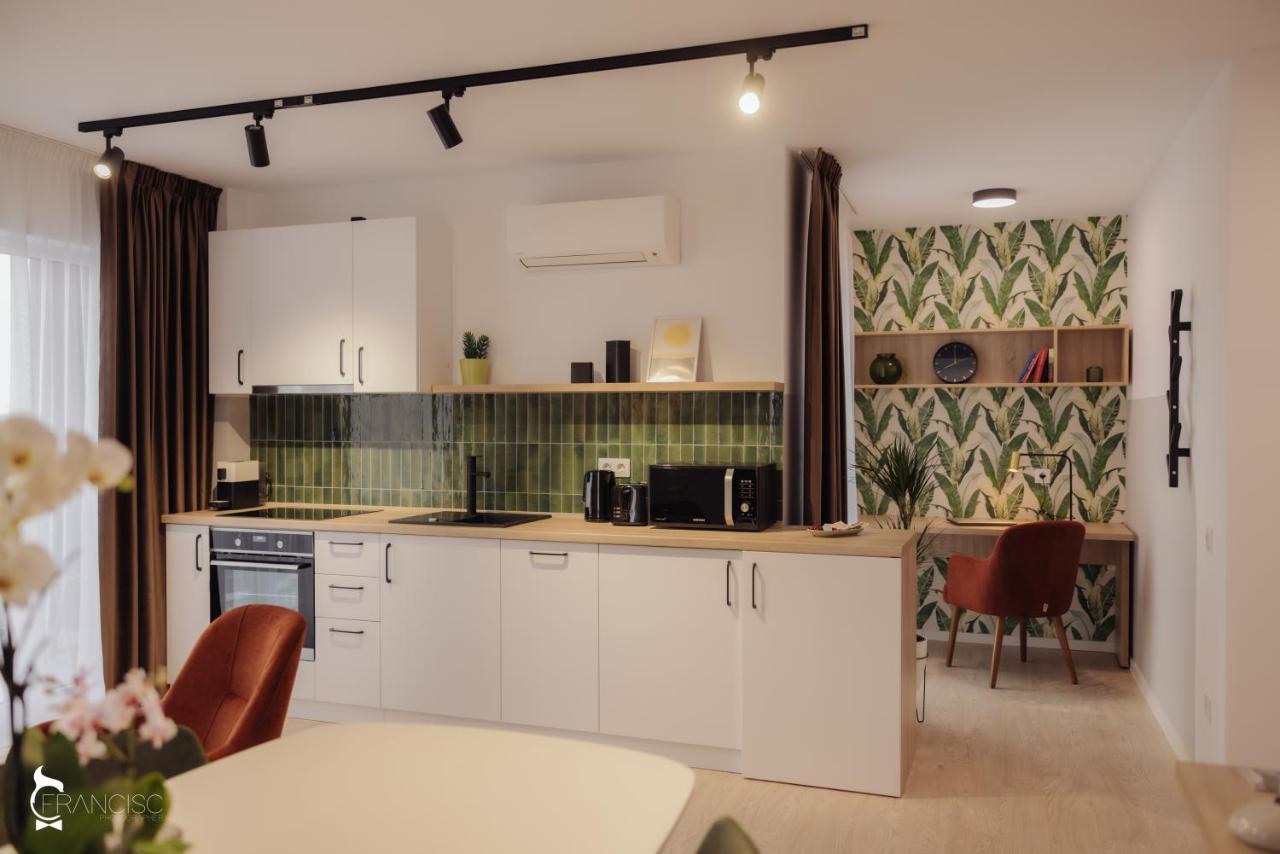 קלוז'-נאפוקה Zen Garden Apartments מראה חיצוני תמונה