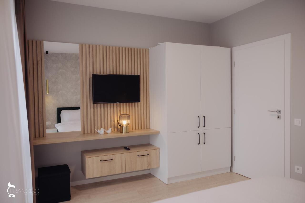 קלוז'-נאפוקה Zen Garden Apartments מראה חיצוני תמונה