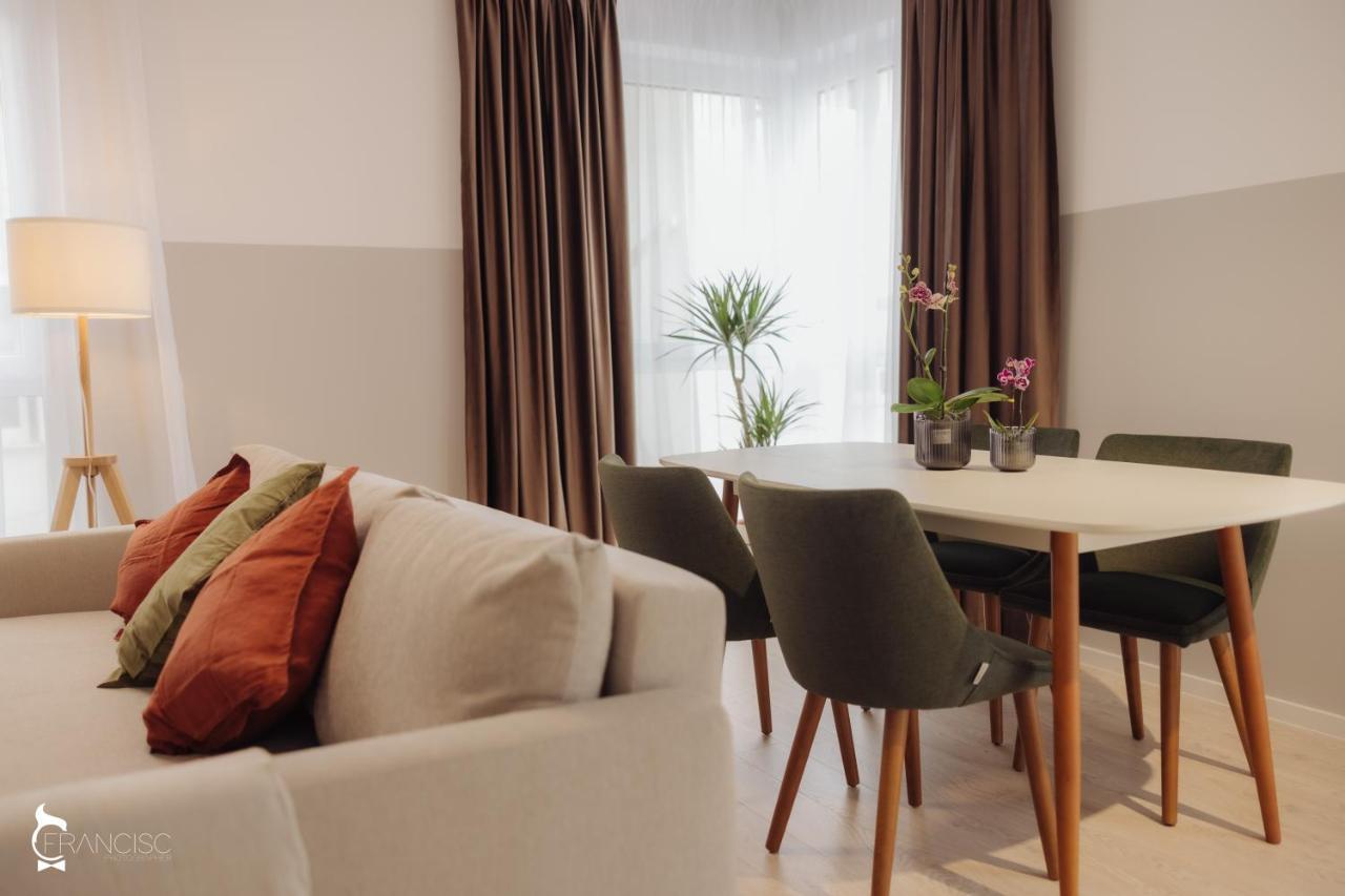 קלוז'-נאפוקה Zen Garden Apartments מראה חיצוני תמונה