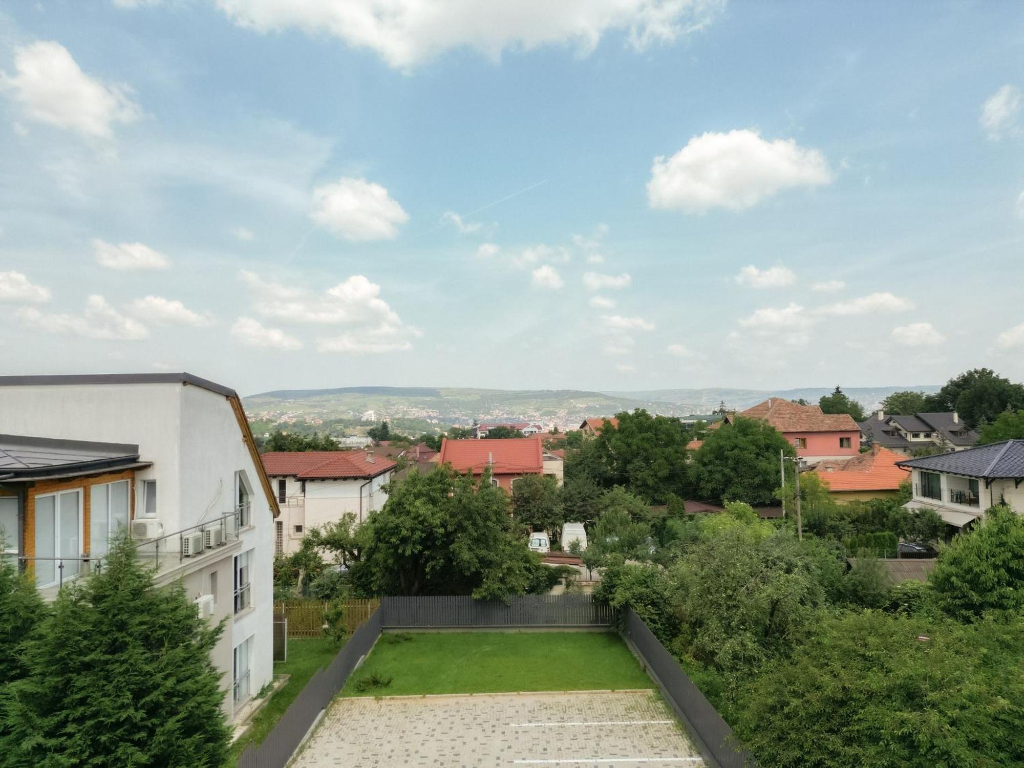 קלוז'-נאפוקה Zen Garden Apartments מראה חיצוני תמונה